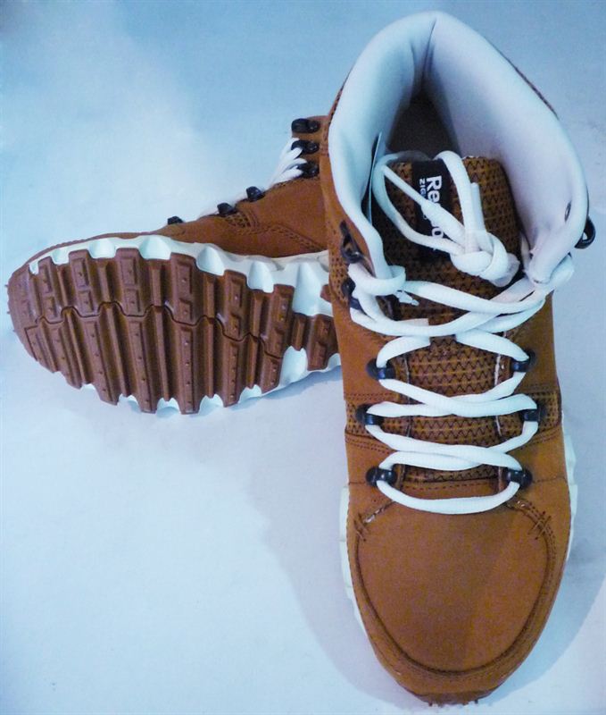 Reebok Men s Brown Zignano Shoe V46367 110013 Send Gifts and
