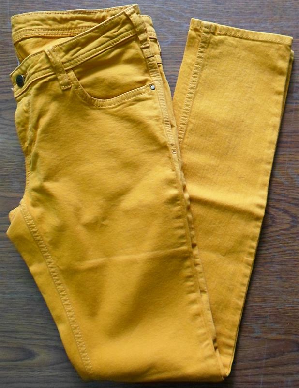 Wrangler Ladies Yellow Jeans (WRJN4287 