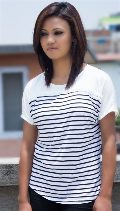White Stripe T-shirt (17)