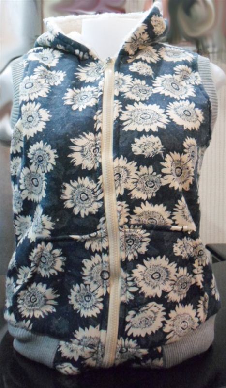 White Tara Ladies Blue Printed Half Jacket