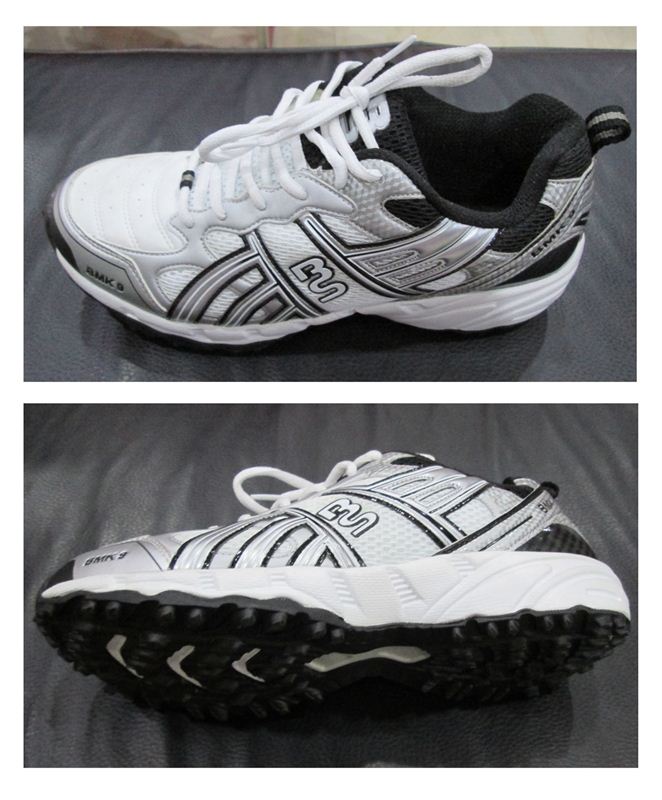 Bs cricket hotsell shoes