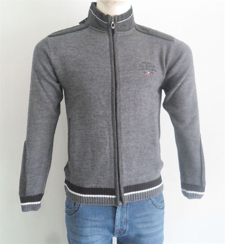 duke woolen sweater