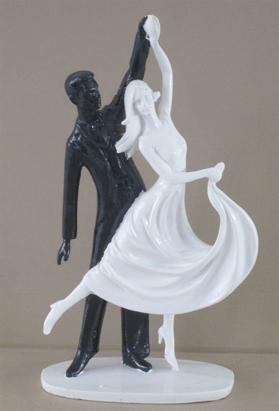 Dancing couple (Black and White)