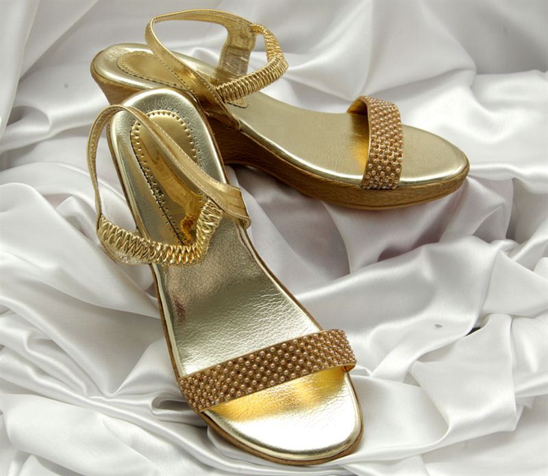 Golden Sandal (5977)