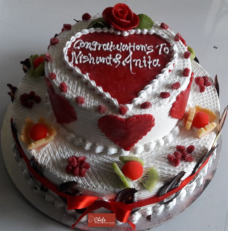 Double decor vanilla  anniversary cake(4 kg)