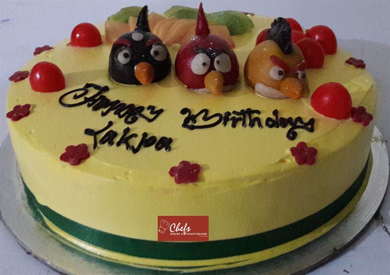 Butterscotch Angry Birds Cake (1.5 kg) from Chefs Bakery