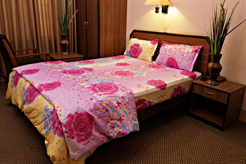Rose Printed King Size Bedsheet Set