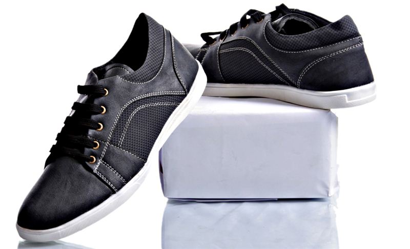 Black Sniker Men's Shoes(Size8)