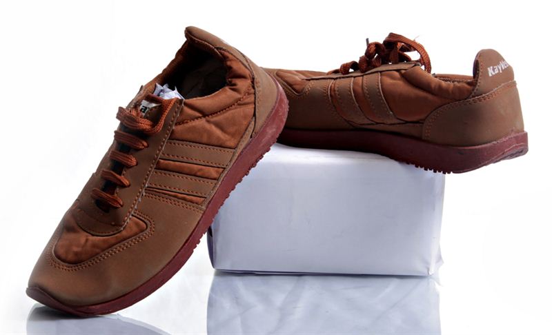 Brown Red Shoes (size 8)