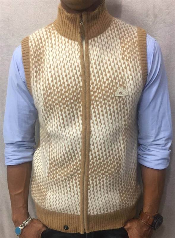Monte Carlo Gents Sleeveless Design Full Zipper Sweater 