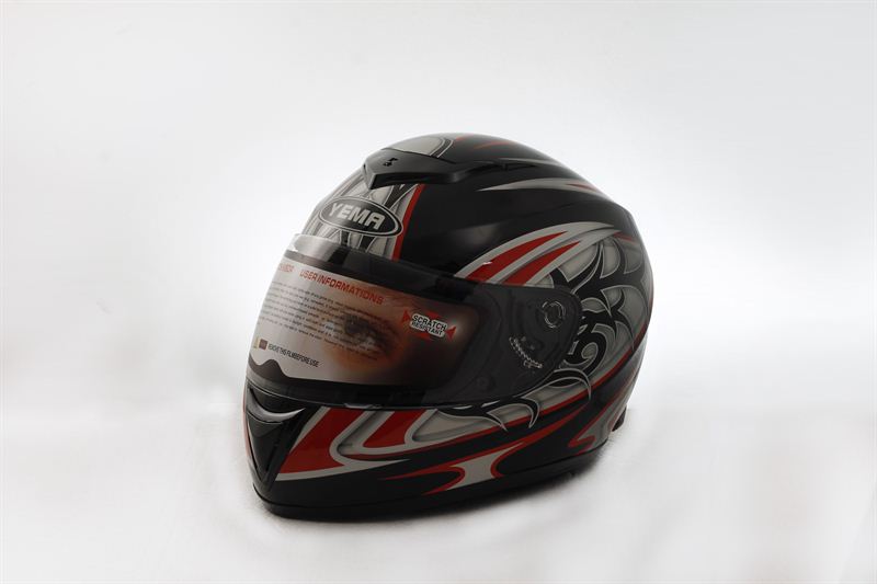 YEMA Full Face Helmet - Model 822(Black and Red)