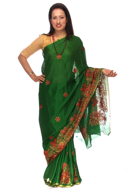 Plain Chinnon Silk Saree With Thread And Zari Embroidery And Zari Weaved Border - SareeORRE-1