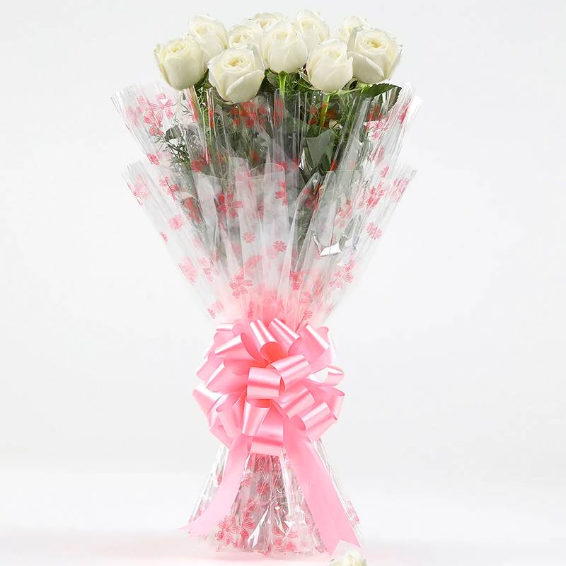 12 White Roses in Cellophane Packing