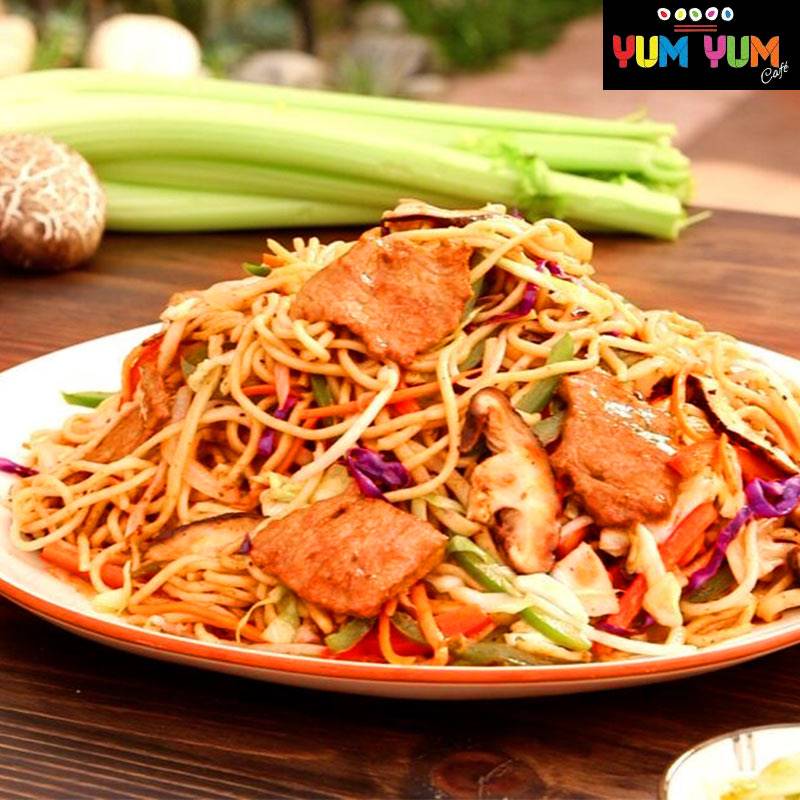 Garlic Butter Noodles Chicken (1 Bowl) from Yum Yum Cafe Send Gifts