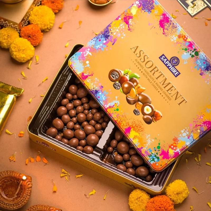 Sapphire Assortment Chocolates in Big Rectangle Box (350 g) Send